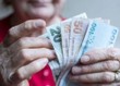 Emeklilerin bayram ikramiyesi için 3 formüllü zam: EYT'liler de alabilecek