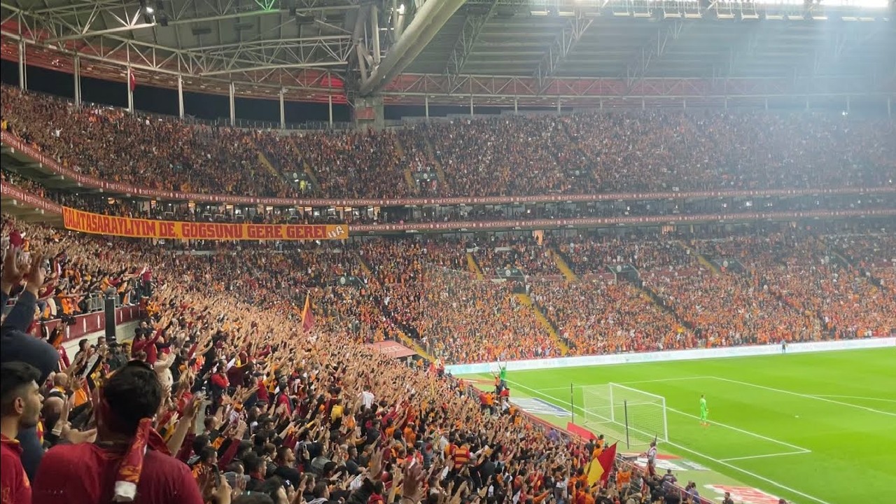 Galatasaray-AZ Alkmaar Karşılaşmasında Bir İlk Yaşanacak