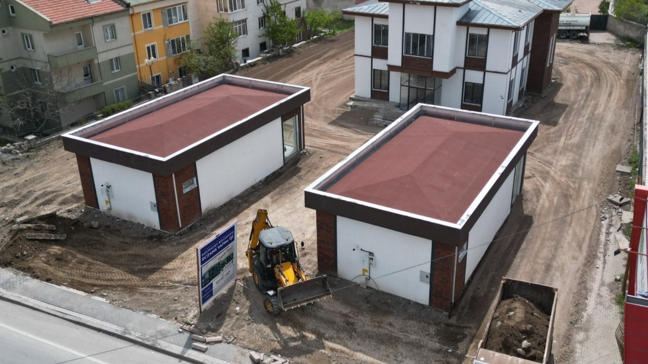 Melikgazi Sağlık Merkezleri Çevre Düzenlemesiyle Estetik Bir Görünüm Kazanıyor