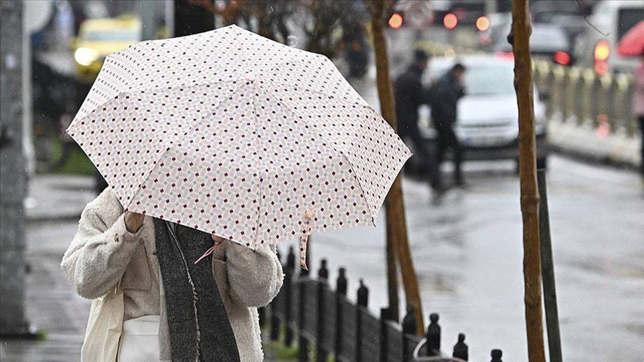 Bu İllerde Yaşayanlar Dikkat! Meteoroloji'den Sağanak Yağış Uyarısı