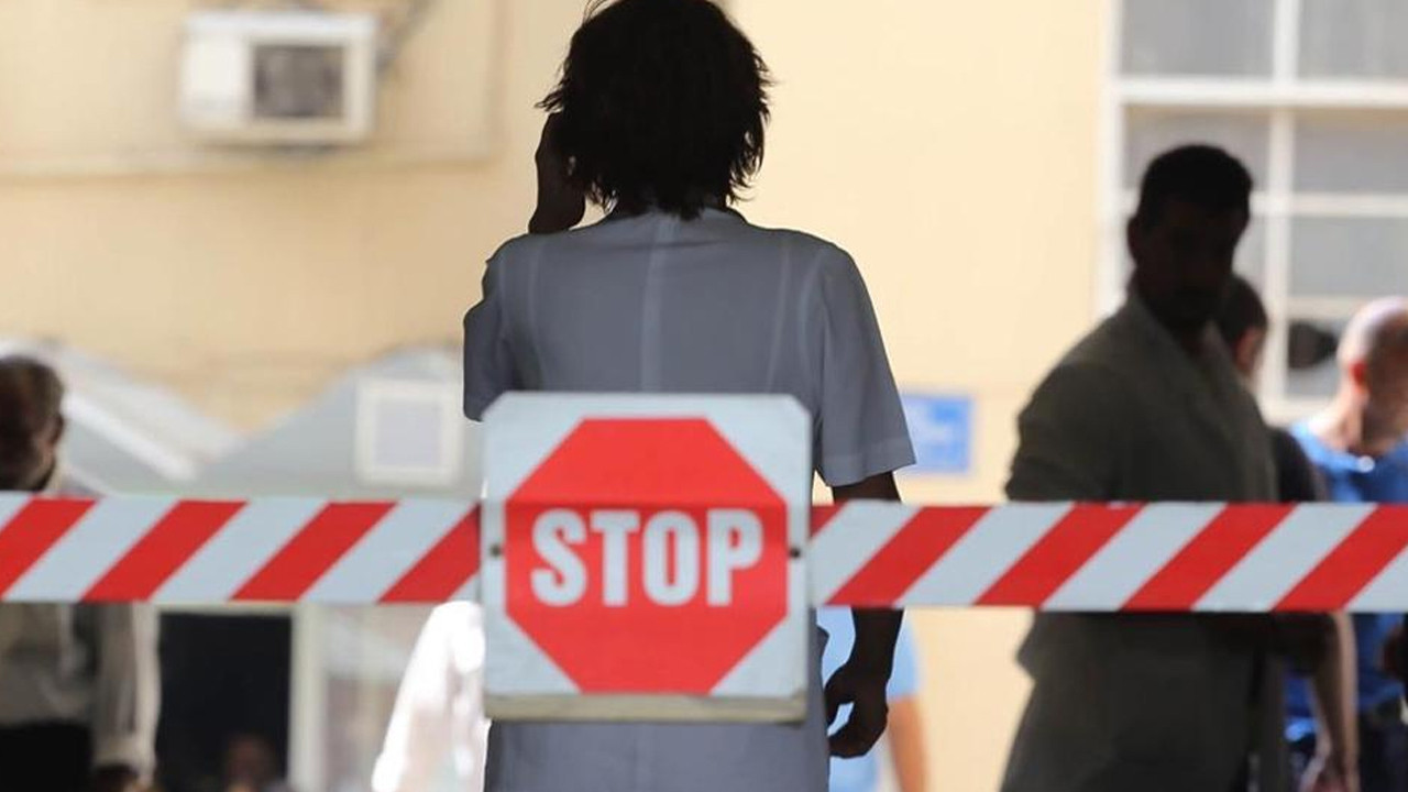 Yunanistan'da Doktorlar İş Bıraktı