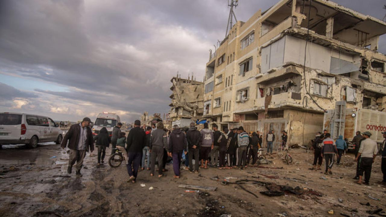 Gazze’de Şiddetli Yağmurlar: 10 Kişi Hayatını Kaybetti, Binlerce Aile Tehlikede