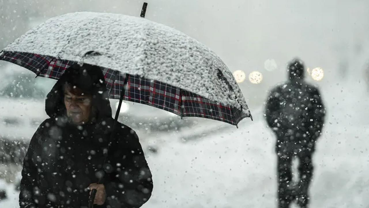 Meteoroloji'den Peş Peşe Uyarılar! 16 İlde Yoğun Kar ve Buzlanma Alarmı