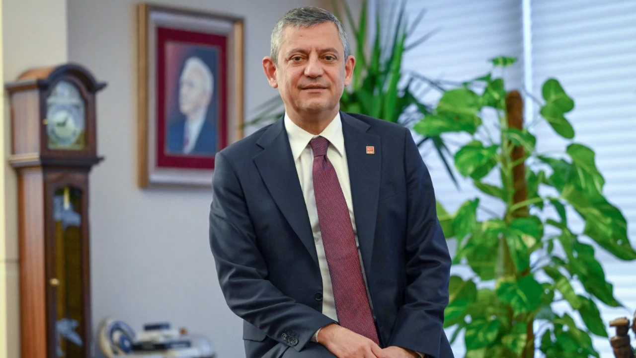 Özgür Özel'den '2026' Mesajı: 'Kavuşmanın Yılı Ola…