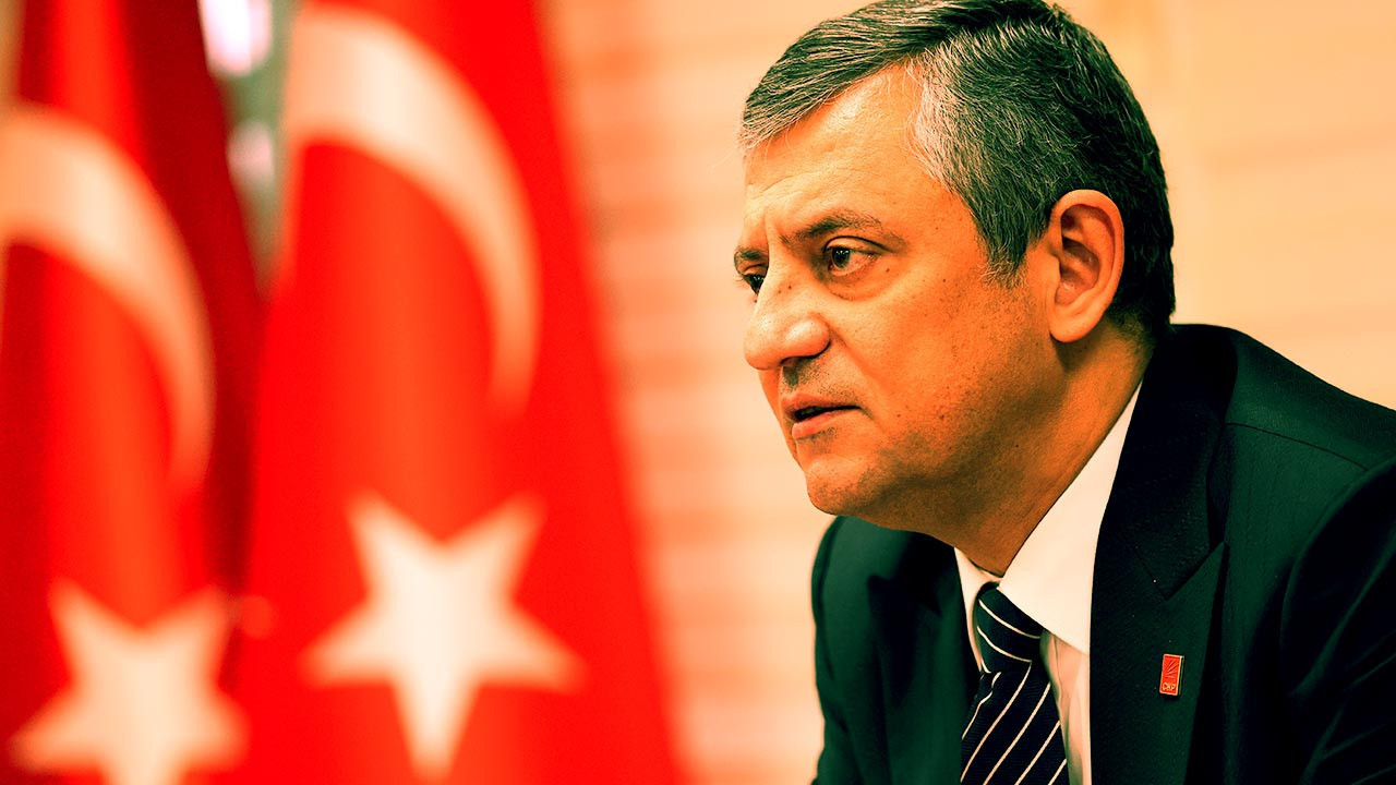 Özgür Özel’den CHP’li Belediyelere Çağrı: ‘AKP ve MHP'lileri Her Yere Çağıracağız’