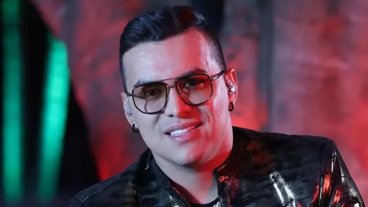 Rüyasında Görmüş! Şarkıcı Jimenez, Uçak Kazasında Hayatını Kaybetti