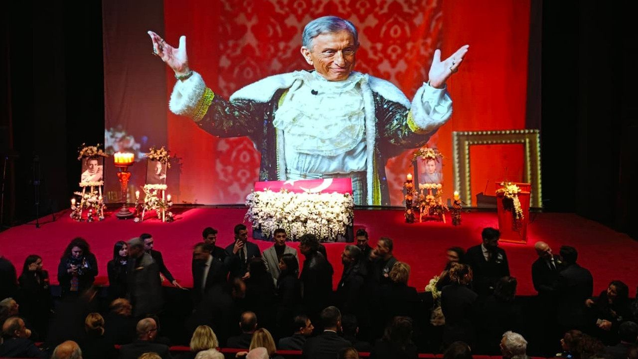 Sahnede Geçen Bir Ömür... Haldun Dormen Son Yolculuğuna Uğurlandı