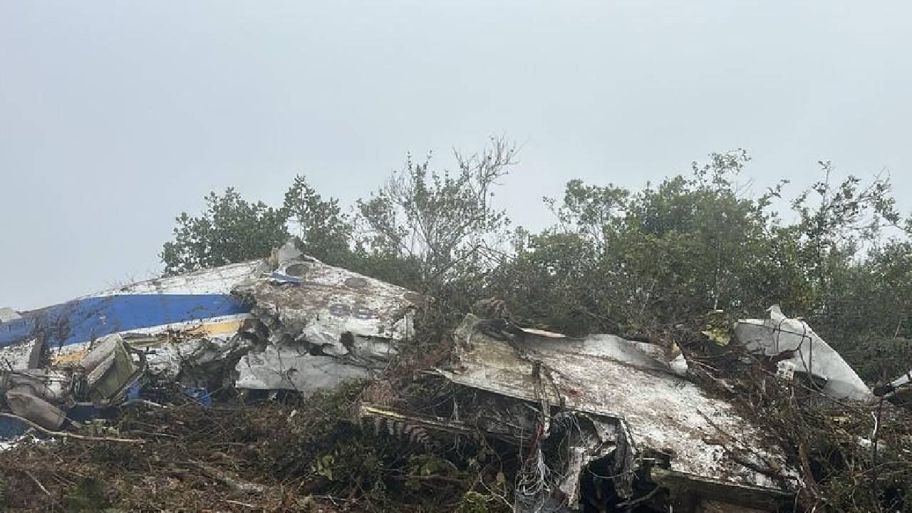 Kolombiya'da Uçak Kazası! 15 Ölü