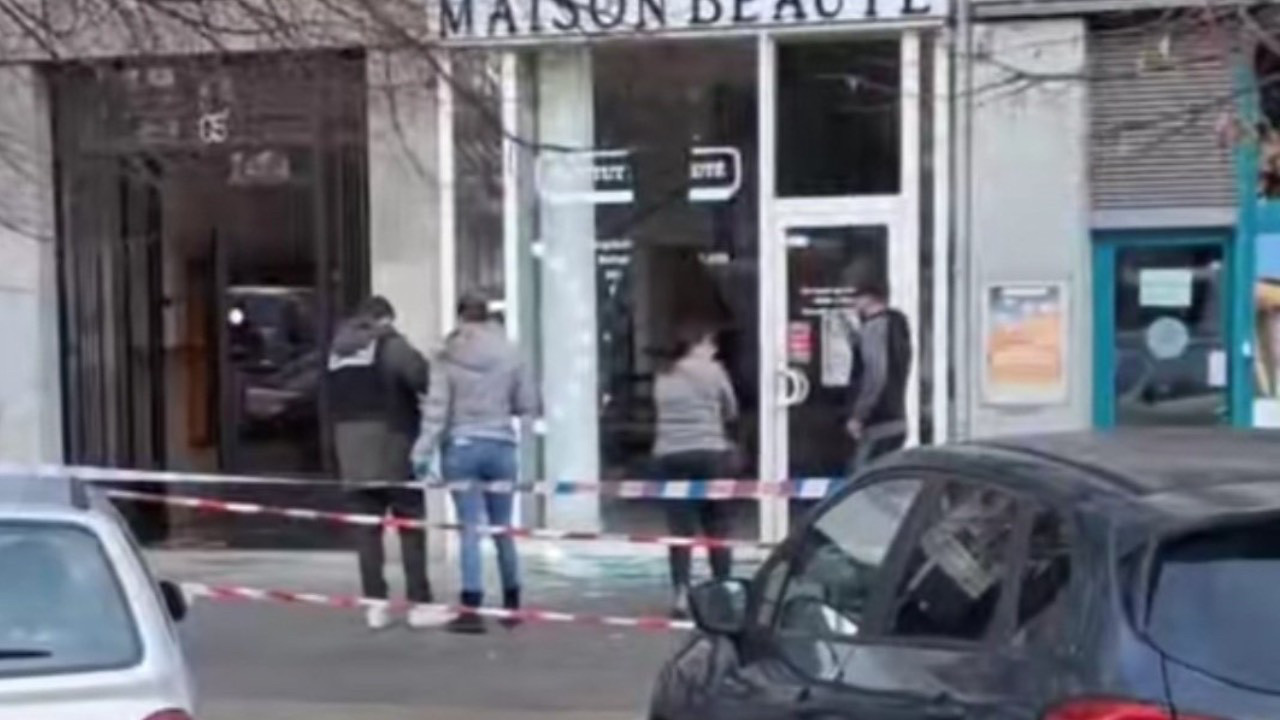 Fransa'da El Bombalı Saldırı! 6 Kişi Yaralandı