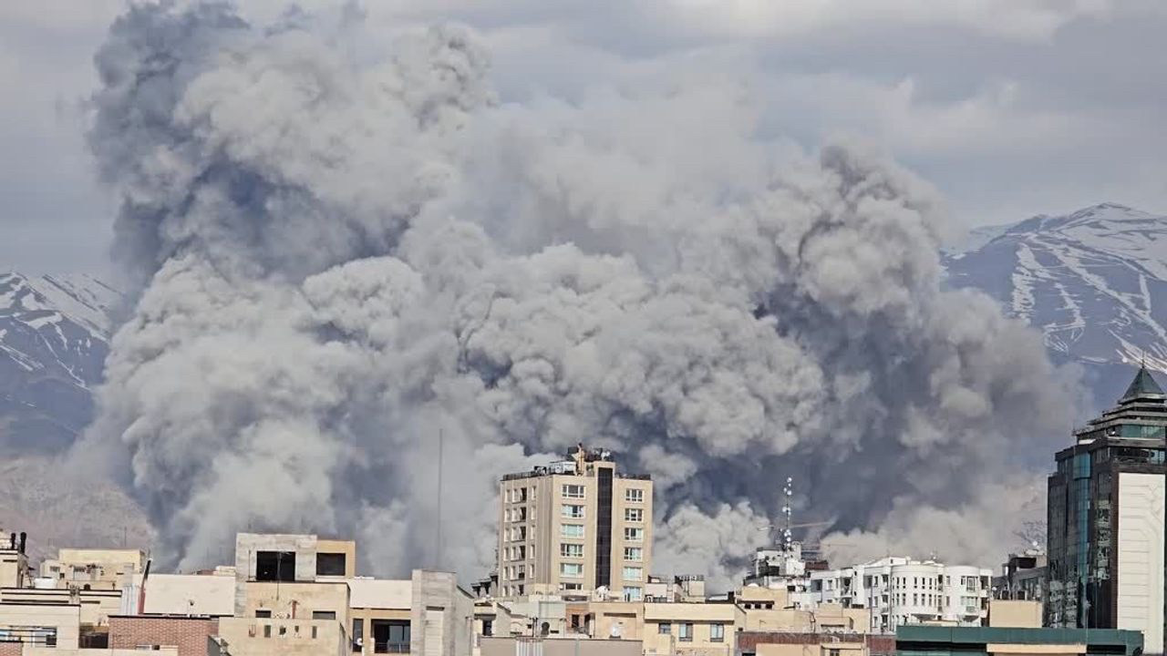 İsrail, İranlı 40 Üst Düzey Komutanı Öldürdüğünü İddia Etti