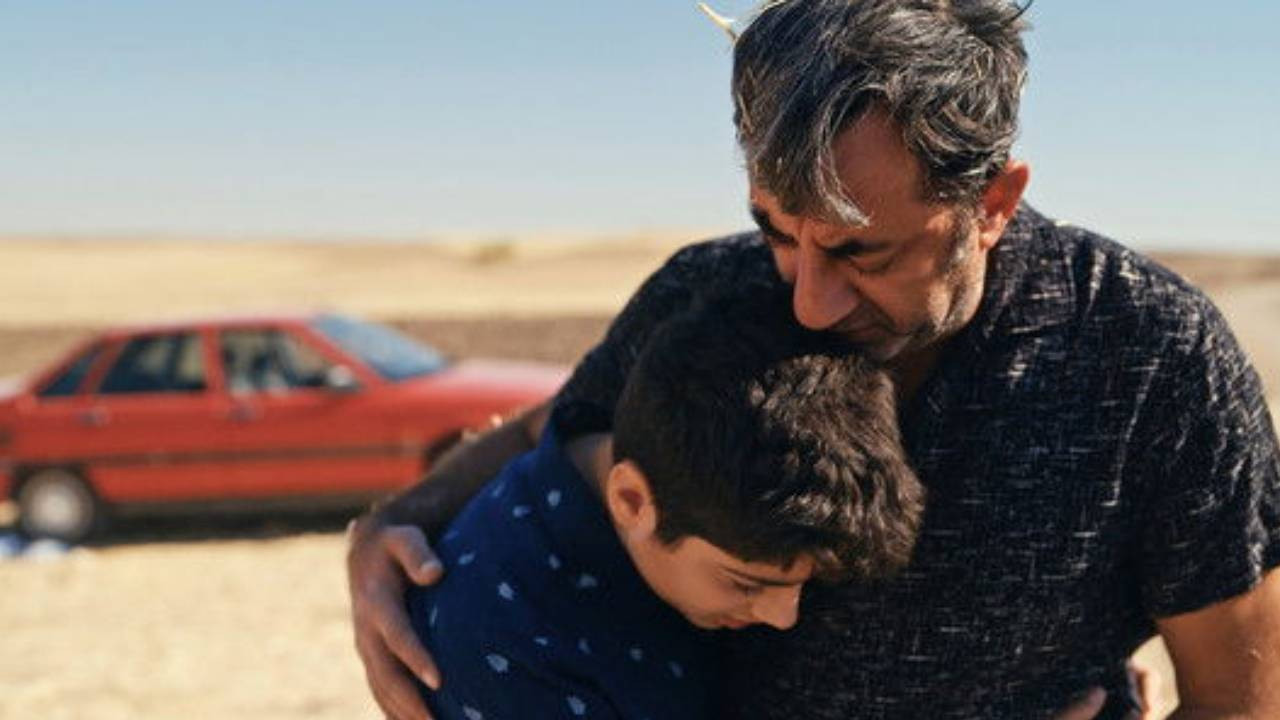 Diyarbakır’dan Gökyüzüne Uzanan Hikaye: Rezan Yeşilbaş’ın İlk Uzun Metraj Filmi 'Uçan Köfteci' 6 Mart’ta Vizyona Giriyor