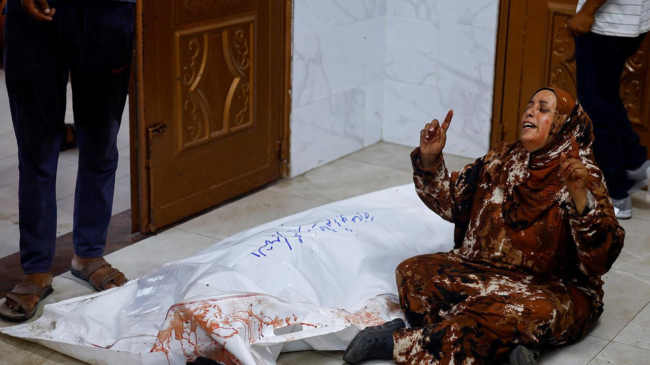 İsrail, Gazze'de Ateşkese Rağmen Katlediyor