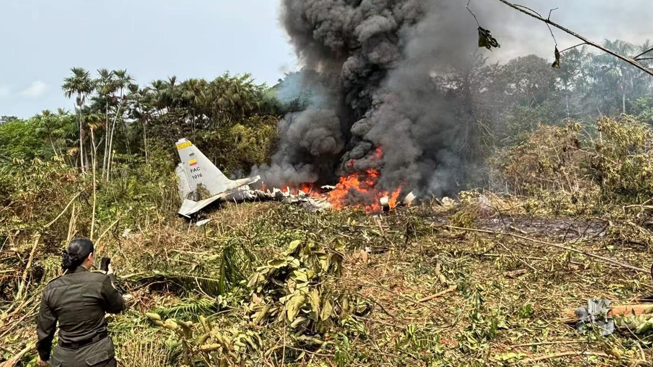 Kolombiya'daki Askeri Uçak Faciasında Bilanço Katlanıyor