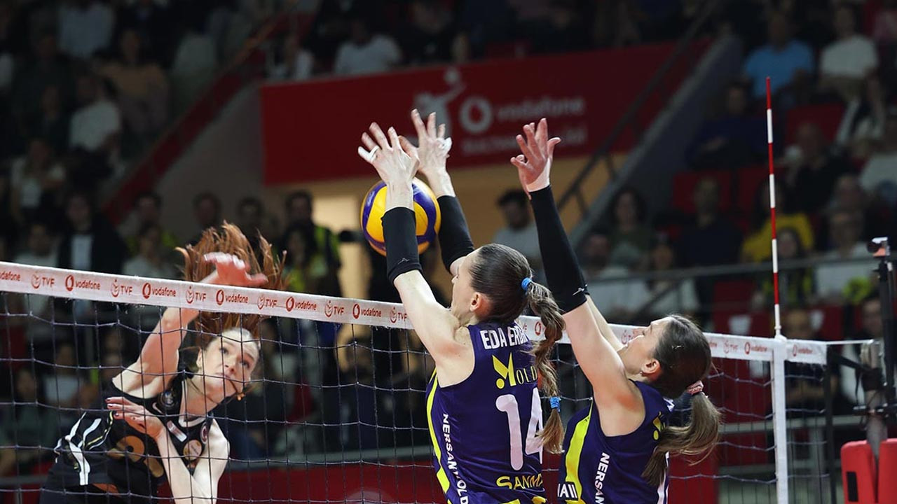 Sultan Ligi Finalinde VakıfBank ve Fenerbahçe Karşı Karşıya Gelecek