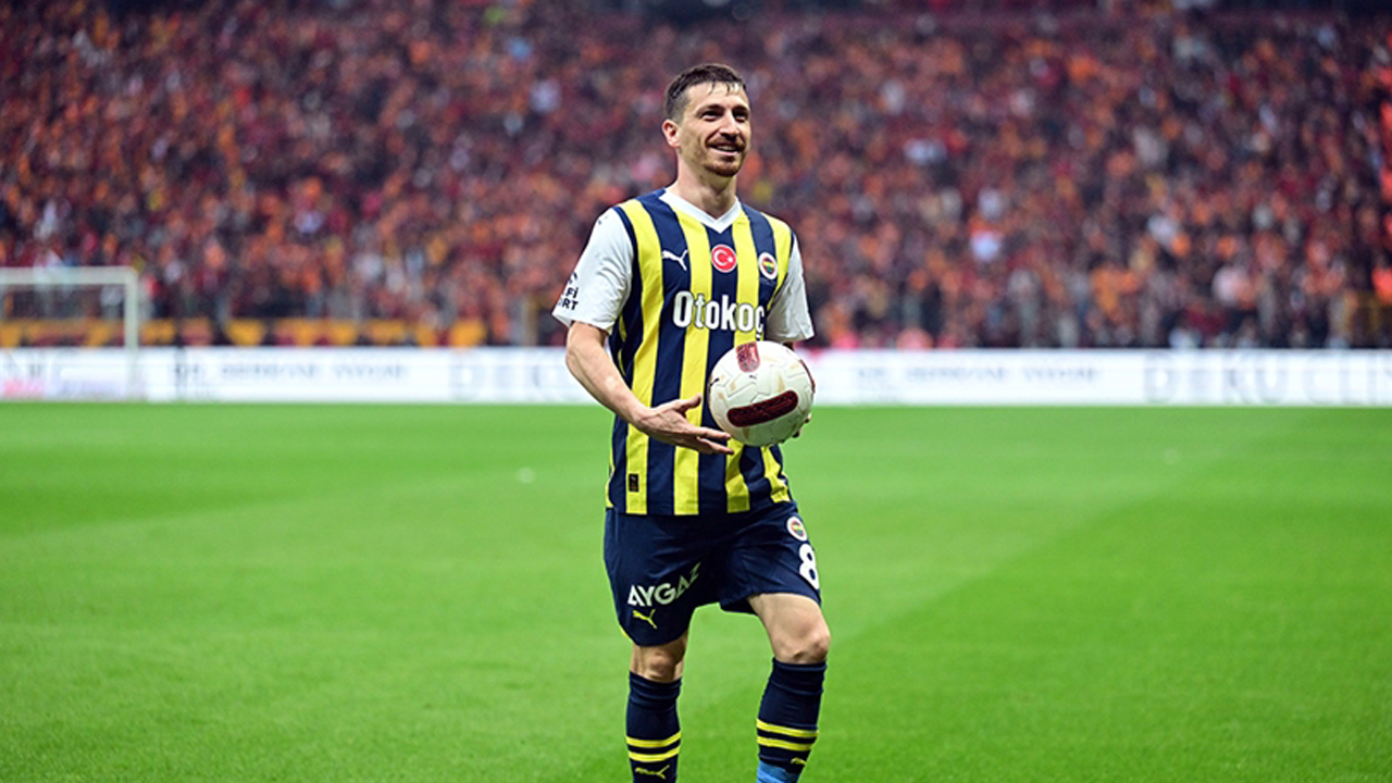 Mert Hakan'dan Derbi Kararı