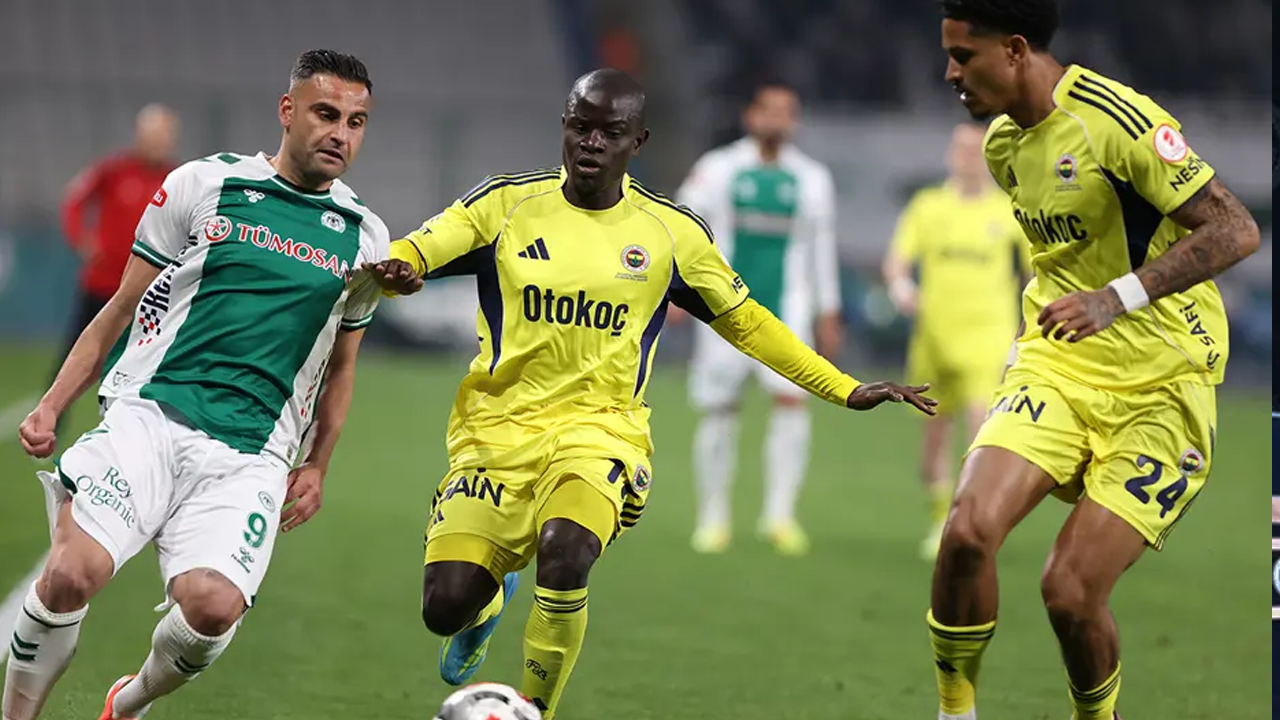Fenerbahçe'ye Yine Son Dakika Şoku: Konyaspor Yarı Finalde