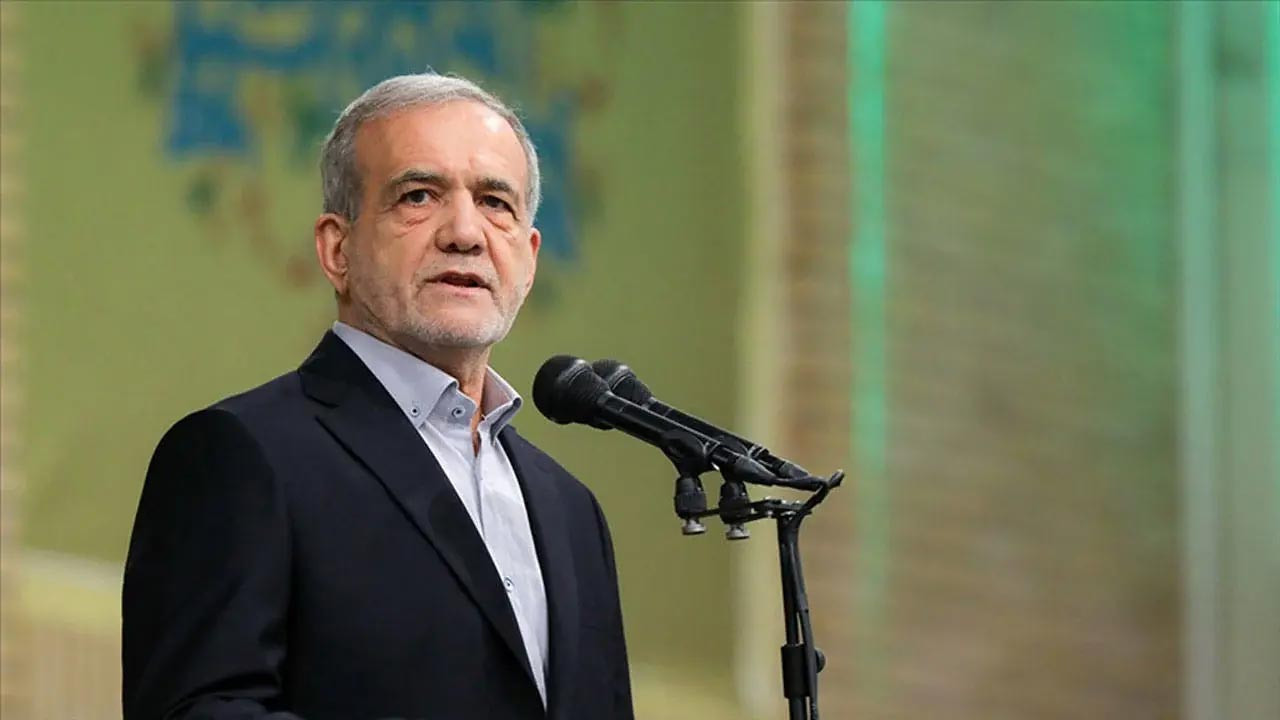 İran Cumhurbaşkanı Pezeşkiyan'dan Müzakere Çıkışı: Diyaloğa Evet Teslimiyete Hayır