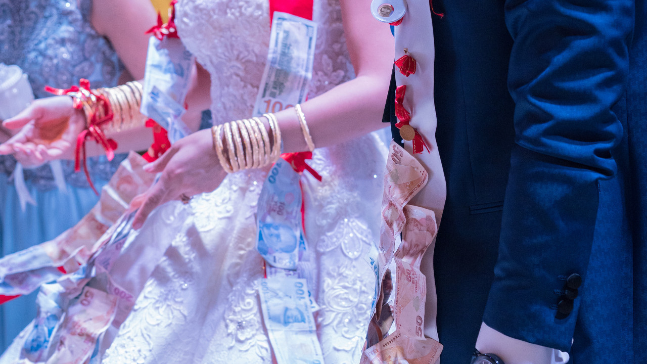 Salonlar Boş, Altın Rekorda! Düğün Rezervasyonları Yüzde 60 Çakıldı