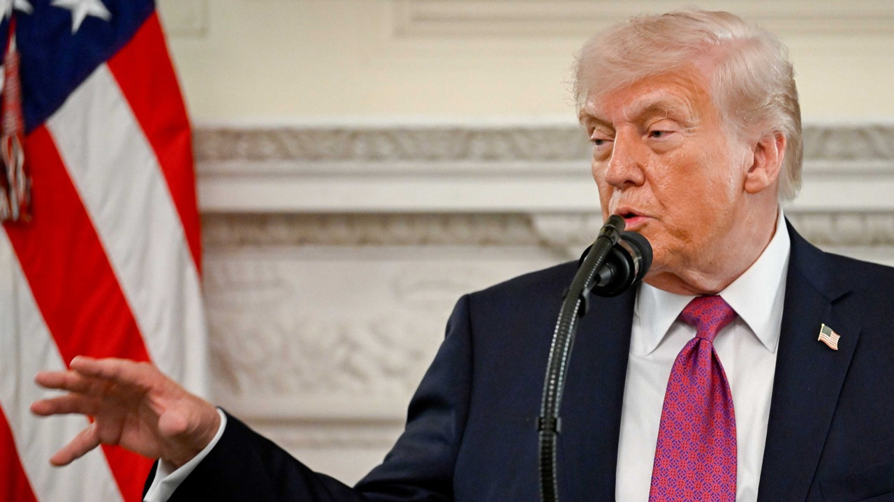 Trump'tan Hürmüz İtirafı: 'Korsan Gibiyiz'