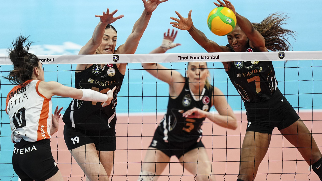 Final Türk Derbisine Ev Sahipliği Yaptı: VakıfBank Şampiyonlar Ligi Şampiyonu