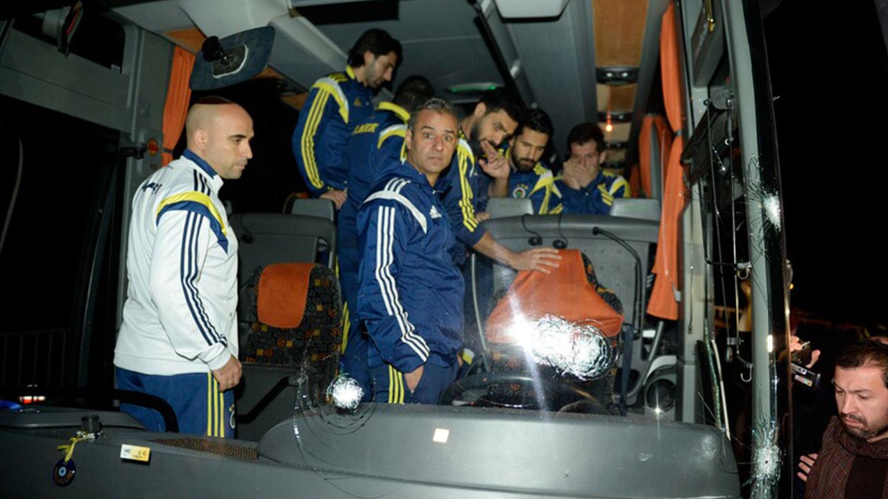 Anayasa Mahkemesi'nden Fenerbahçe Kararı: 4 Nisan Otobüs Kurşunlanması Olayında 'Hak İhlali Yoktur' Denildi