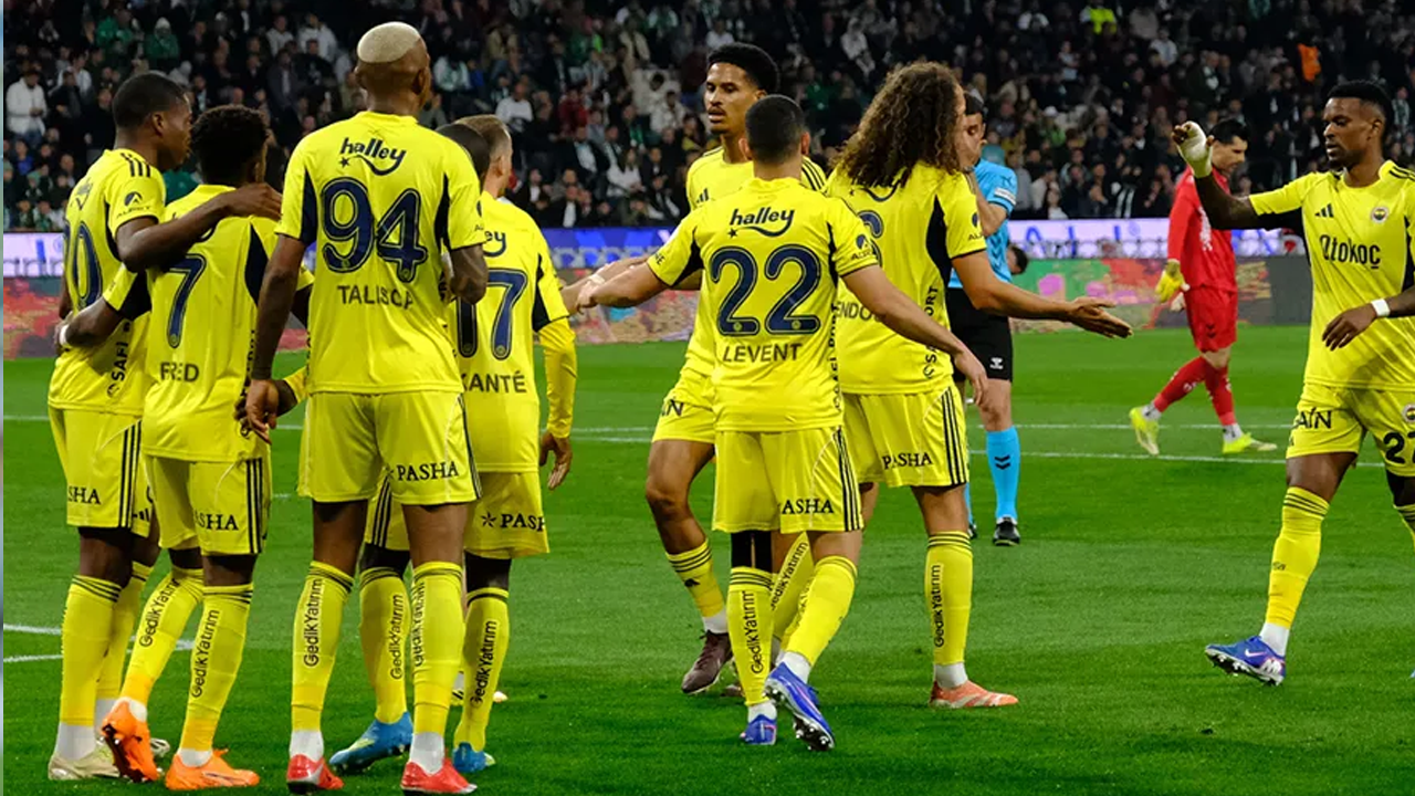 Fenerbahçe, 3 Puanla İkinciliği Garantiledi
