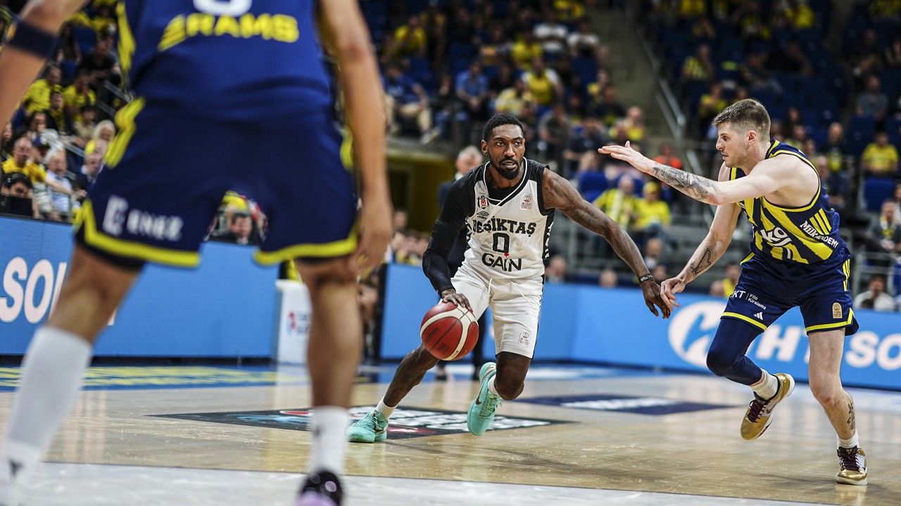 Beşiktaş, Fenerbahçe Beko’yu Devirdi