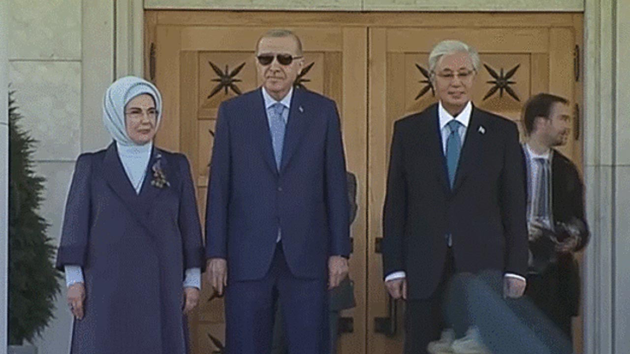 Cumhurbaşkanı Erdoğan'a Kazakistan'da Resmi Tören