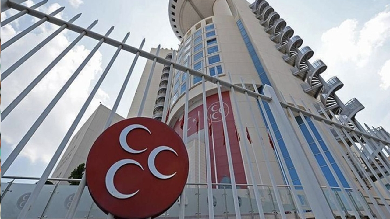 Siyasi 'Transfer' Cephesinde Bomba İddia: 'İYİ Partili 9 Vekil MHP'ye Geçecek'