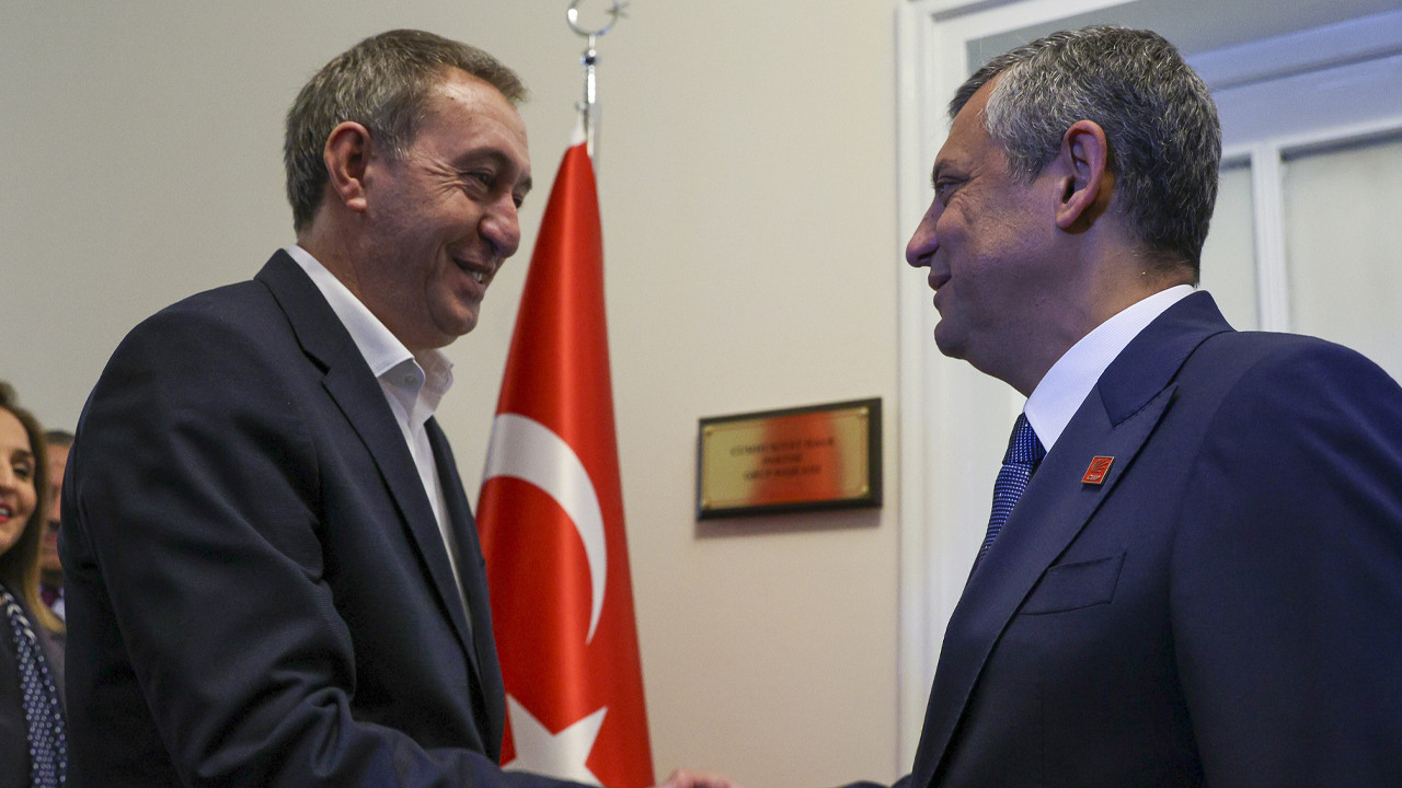 Meclis'teki Yeni 'Genel Merkez'de İlk Zirve: DEM Parti’den Özgür Özel’e Biber Gazlı Tahliye Tepkisi