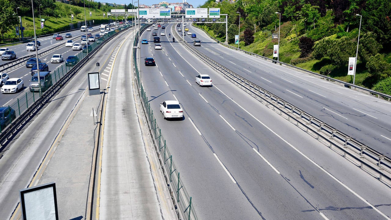İstanbul Nefes Aldı: Trafik Yoğunluğu Tek Haneli Rakamlarda
