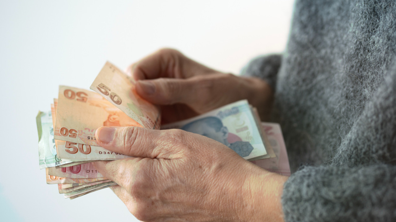 Emekli ve Memur Zammında Kritik Viraj! Ankara Kulislerinden 