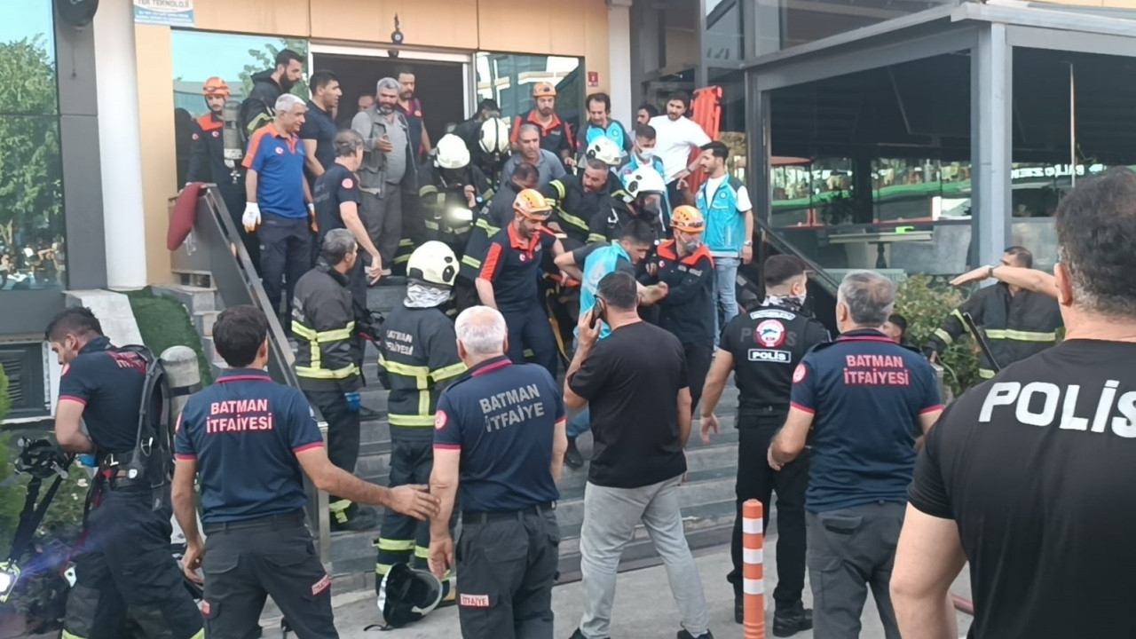 Batman'da Spor Salonunda Korkutan Yangın: 10 Kişi Yaralandı