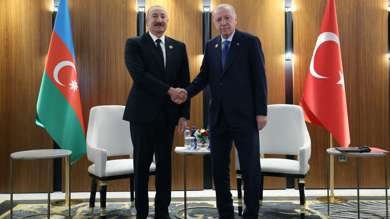 Cumhurbaşkanı Erdoğan’dan Bişkek’te İlk Temas: Aliyev ile Görüştü