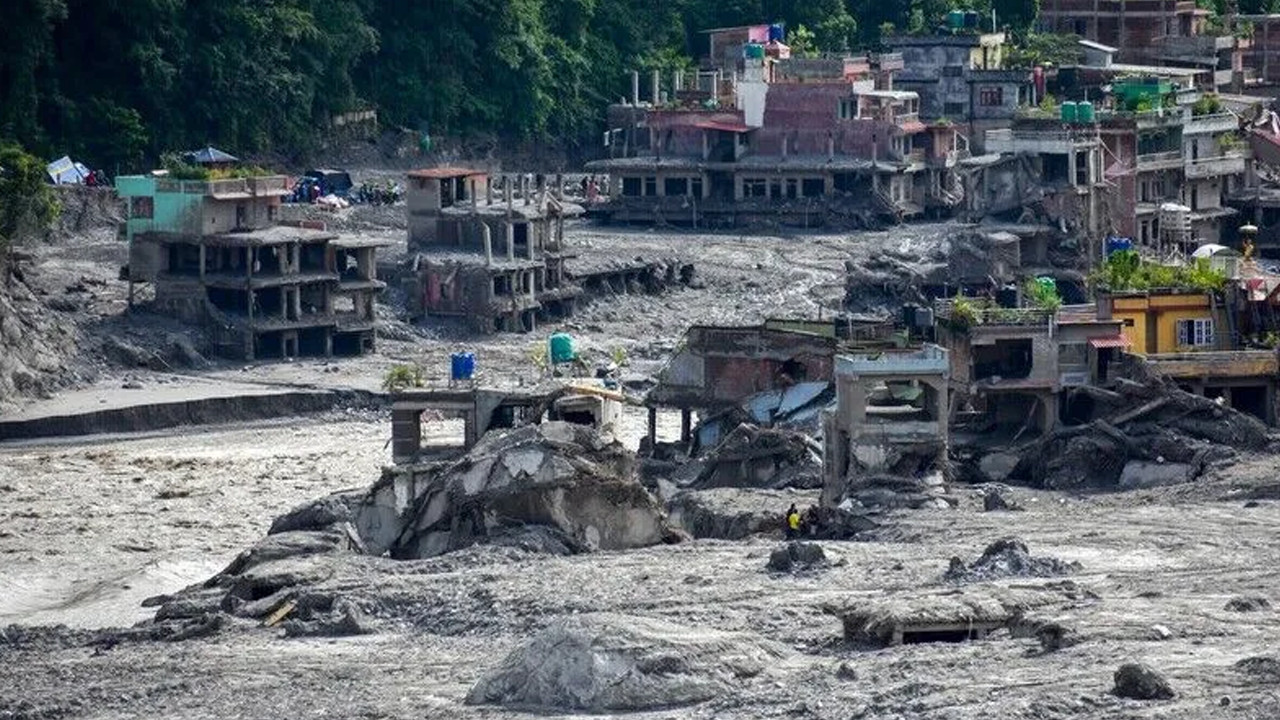 Nepal’deki Sel Felaketinde Can Kaybı 1114’e Çıktı