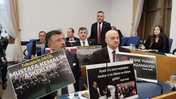 Bütçe Görüşmelerinde Gerginlik: Meclis'te Bakan Yaşar Güler’e 'Teğmenler' Protestosu