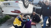Eyüpsultan’da Kaza Yapan Otomobil Kaldırıma Devrildi: 2 Yaralı