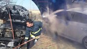 Park Halindeki Otomobil Alev Alev Yandı