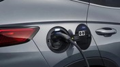 BYD, Tesla’ya Bayrak Açtı, Süper Hızlı Şarjı Duyurdu! Benzinlikte Su Alana Kadar Depo Dolacak, Elektrikli Otomobil Piyasası Uçacak