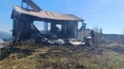 Yayla Evi Alev Alev Yandı