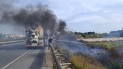 Araçtan Atılan Sigara Yangın Çıkartınca Beton Mikser Müdahale Etti