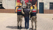 Dolandırıcılık ve Hırsızlık Suçundan Aranan Şüpheli Yakalandı