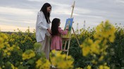 Minik Ressam Üçüncü Sergi İçin Kolları Sıvadı