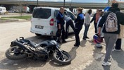 Aksaray’da Motosiklet Kazası: Sürücü Yara Almadan Kurtuldu
