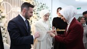 Bakan Göktaş Kendisine Sosyal Medyadan Ulaşan Gencin Nişanına Katıldı