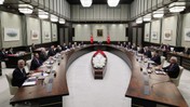 Kabine Sona Erdi: Toplantıda Dikkat Çeken Jest