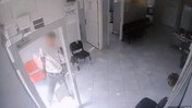 Osmaniye'de Aile Sağlığı Merkezine Saldırı Anbean Kameralarda