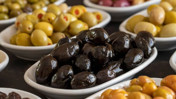 Ünlü Zeytin Markasında Listeria Alarmı! Raflardan Toplatılıyor