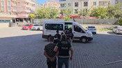 Şanlıurfa'da Narkotik Operasyon: 17 Adrese Eş Zamanlı Baskınla 8 Kaçak Yakalandı