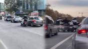 İstanbul'da Aynı İlçede Aynı Anda İki Trafik Magandası! Araca Yumruk Atıp Camını Kırdı